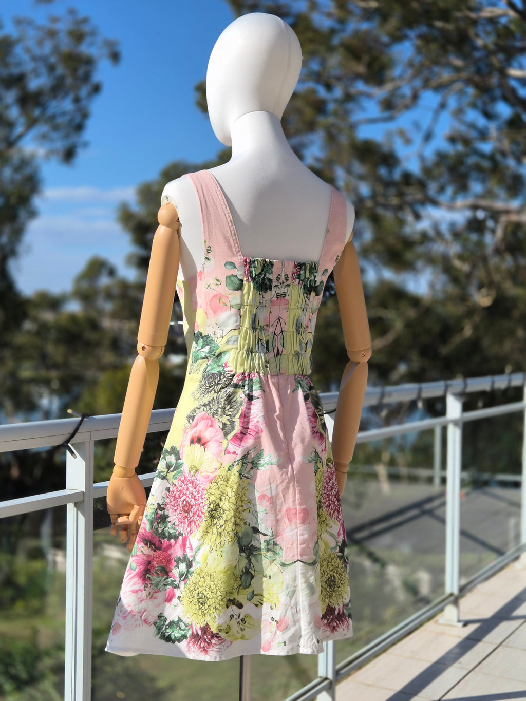 Lilly Botanical Shift Mini Dress – Pink & Sorbet Floral - size 8