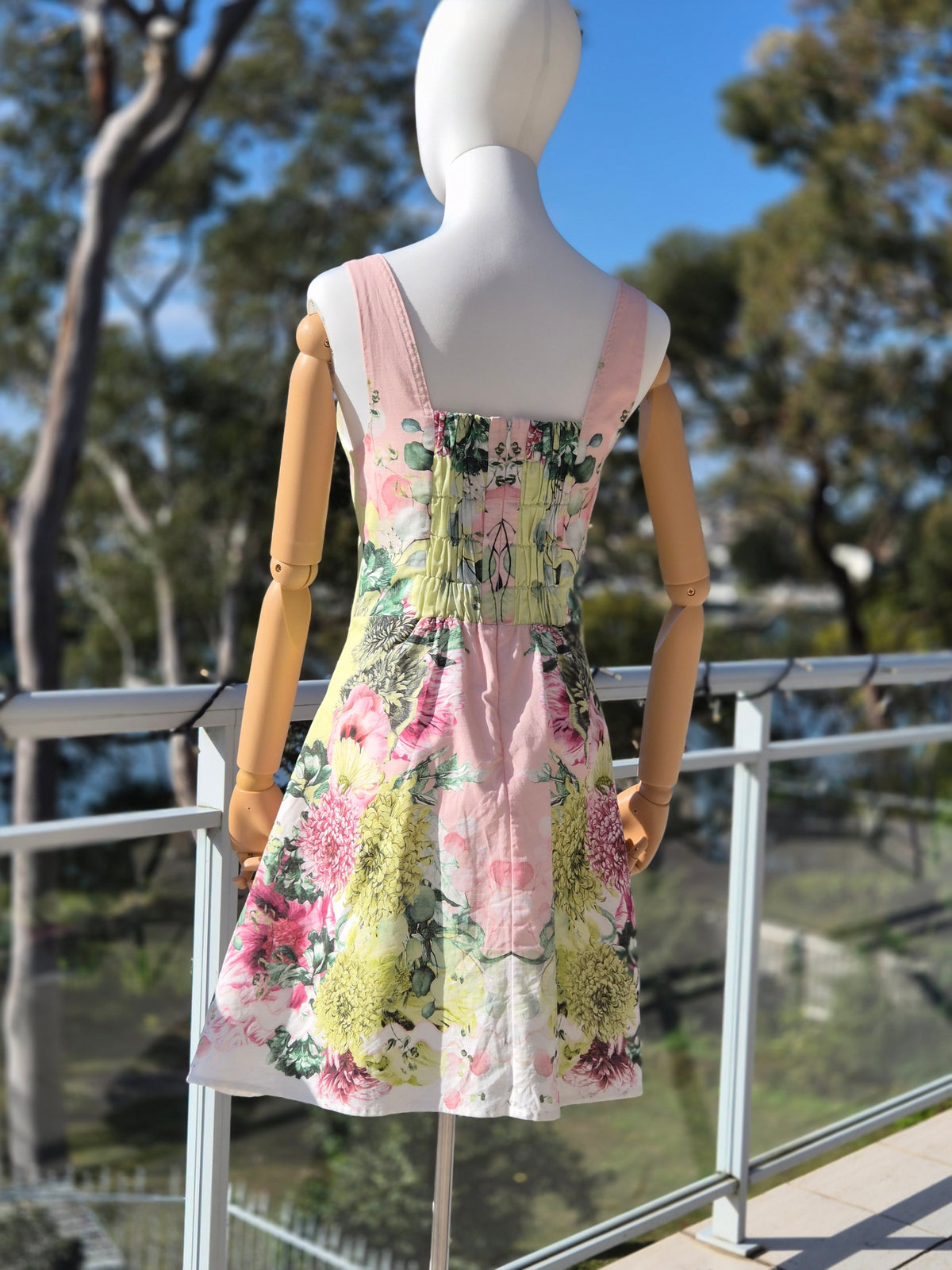 Lilly Botanical Shift Mini Dress – Pink & Sorbet Floral - size 8
