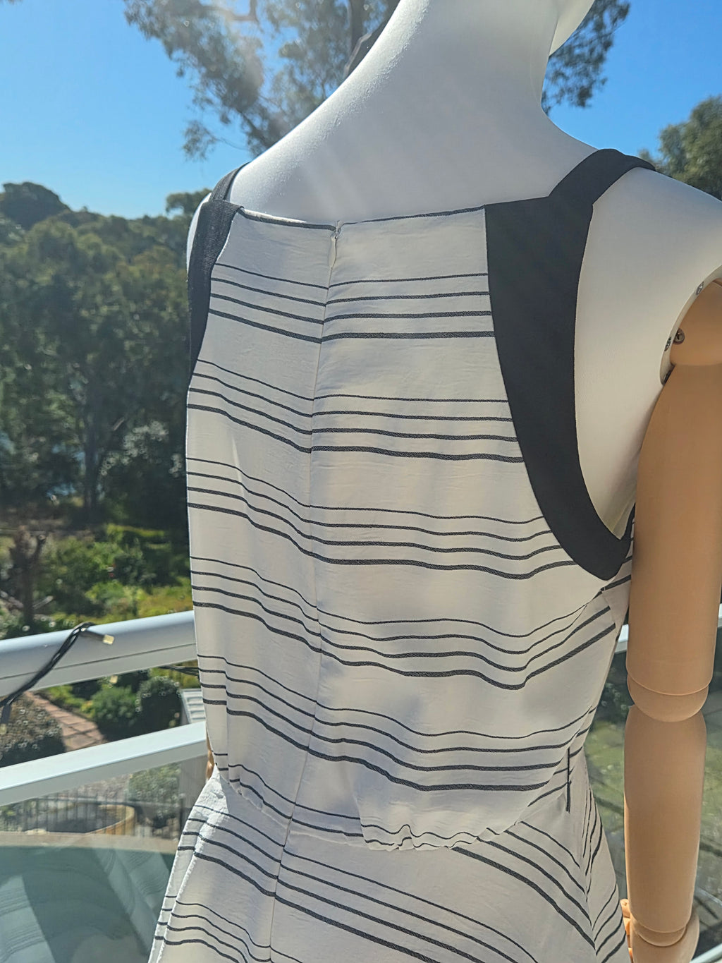 Cue sleeveless tiered midi dress - Size 10