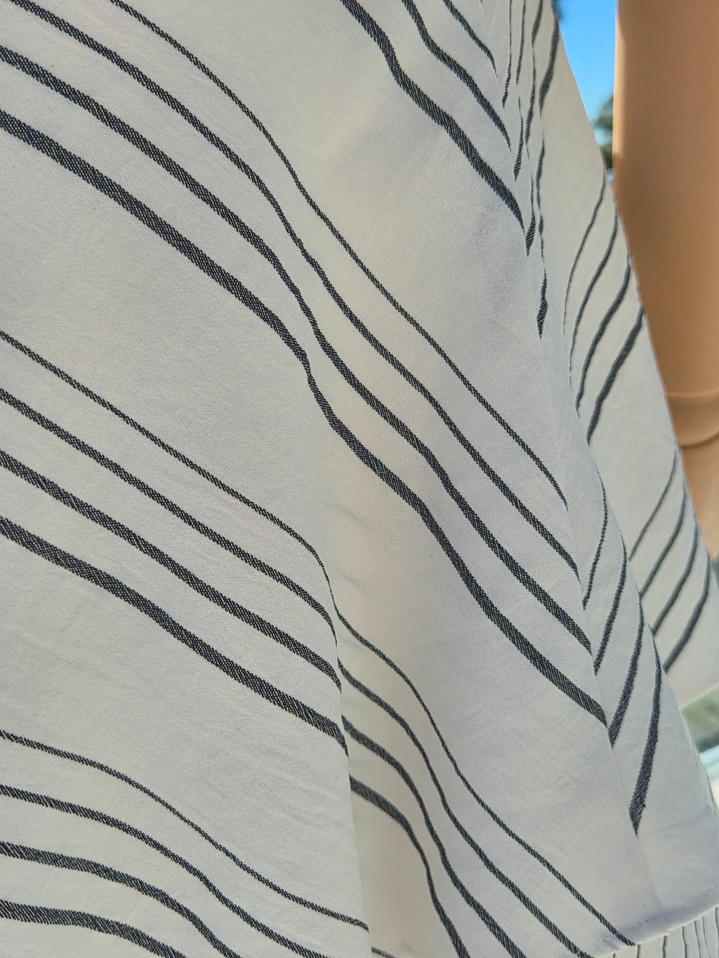 Cue sleeveless tiered midi dress - Size 10