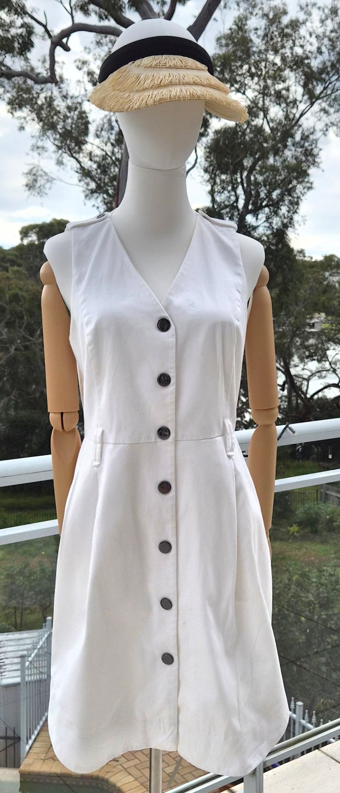 Cue White button Utility Dress - Size 8