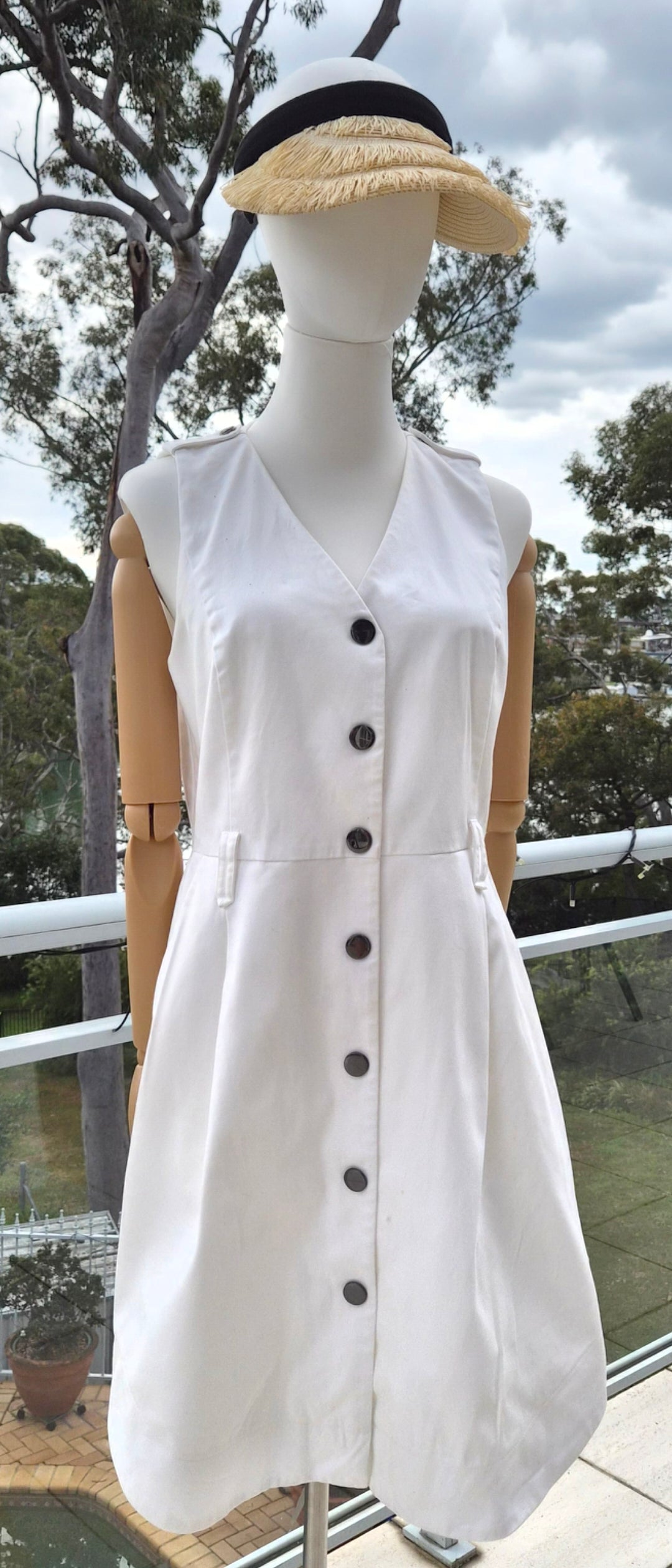 Cue White button Utility Dress - Size 8